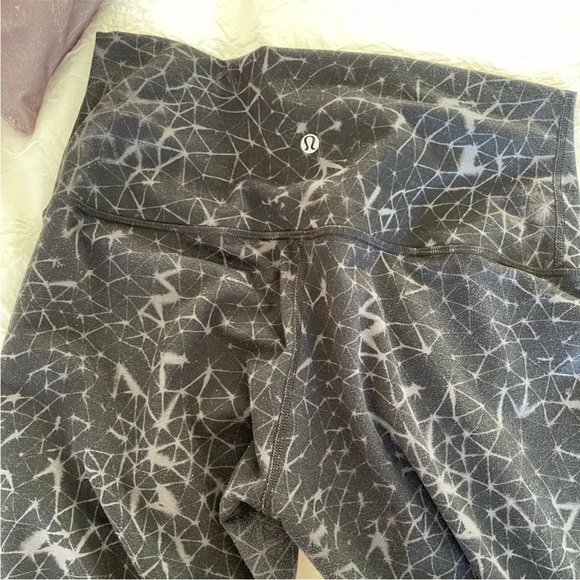 Lululemon roll down waist wonder unders - Picture 5 of 5